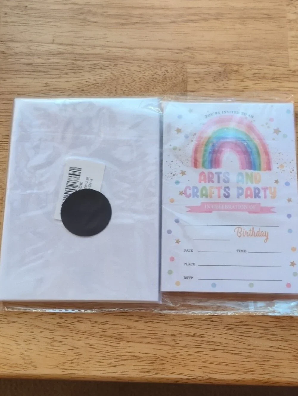 Source Unknown Pastel Rainbow Arts and Crafts Party Invitations 140 Count
